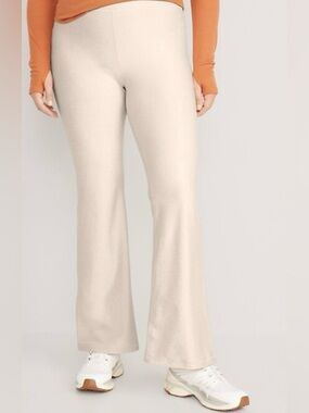 Old Navy Women’s High-Waisted Cloud+ (Now CloudComfy) Flare Leggings Size Large
